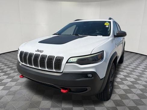Used 2019 Jeep Cherokee Trailhawk w/ Cold Weather Group AWD/4WD image 13