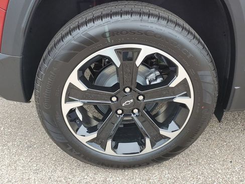 New 2026 Chevrolet Equinox LT w/ Convenience Package II AWD/4WD image 5