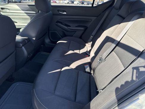 Used 2021 Nissan Altima 2.5 SV FWD image 25