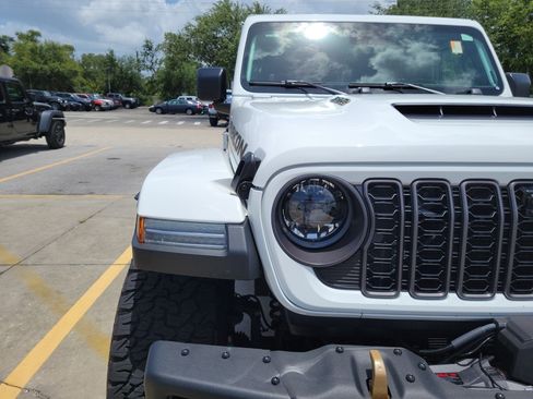 Used 2024 Jeep Wrangler Unlimited Rubicon 392 w/ Dual Top Group AWD/4WD image 6