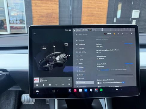 Used 2020 Tesla Model 3 Long Range AWD/4WD image 37