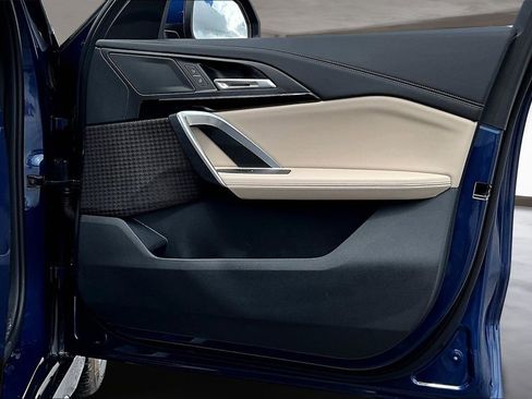 Used 2025 BMW X1 xDrive28i image 27