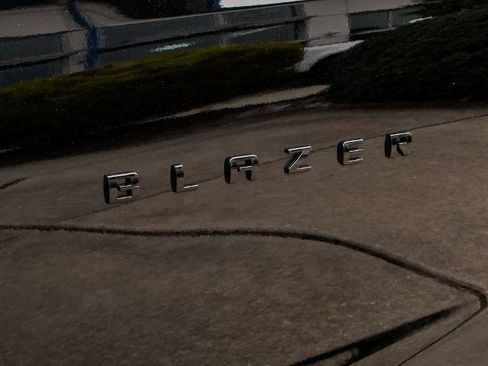 Used 2024 Chevrolet Blazer RS w/ Enhanced Convenience Package image 10