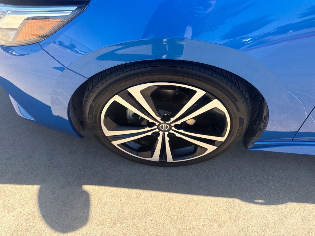 Used 2020 Nissan Sentra SR FWD image 9