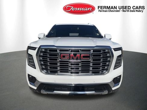 Used 2025 GMC Yukon XL Denali AWD/4WD image 10