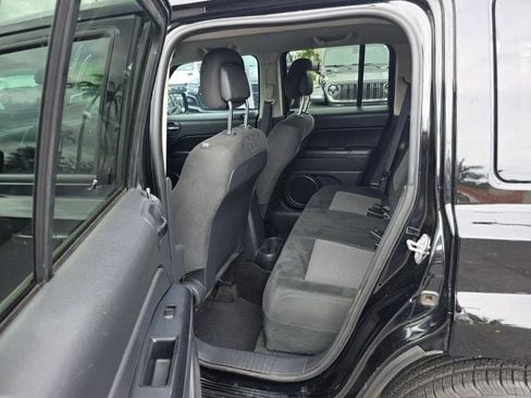 Used 2016 Jeep Patriot Sport w/ Power Value Group image 10