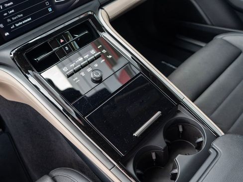 Certified 2025 Porsche Panamera 4 AWD/4WD image 24