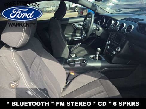 Used 2018 Ford Mustang EcoBoost image 10