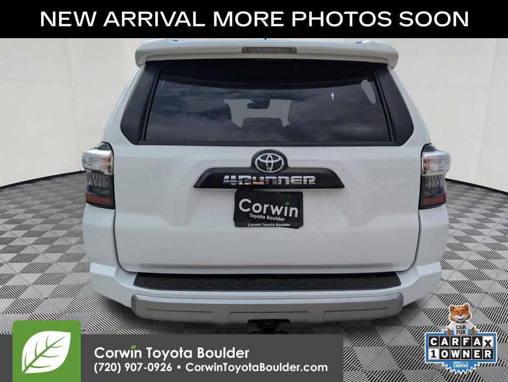 Used 2023 Toyota 4Runner TRD Off-Road Premium w/ Moonroof Package AWD/4WD image 6