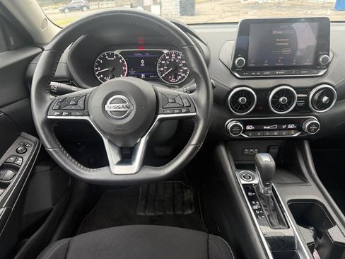 Used 2021 Nissan Sentra SV FWD image 16