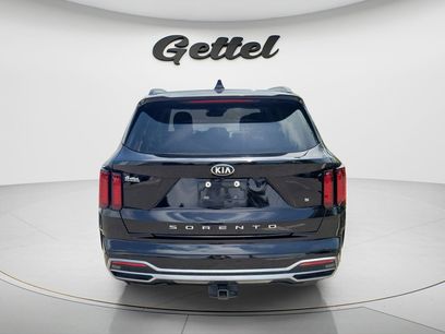 Used 2021 Kia Sorento S w/ Panoramic Sunroof Package