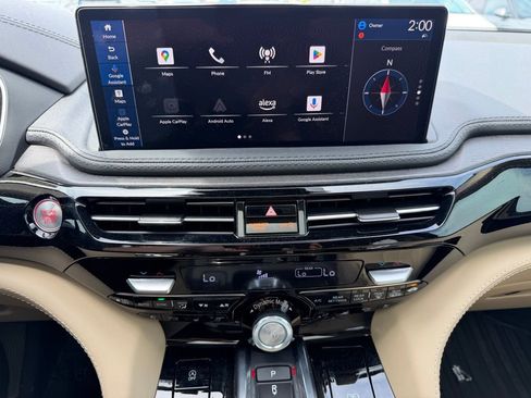 Certified 2025 Acura MDX SH-AWD w/ Advance Package image 16