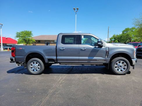 New 2026 Ford F250 Lariat image 3