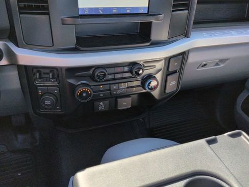 New 2026 Ford F550 XL image 17