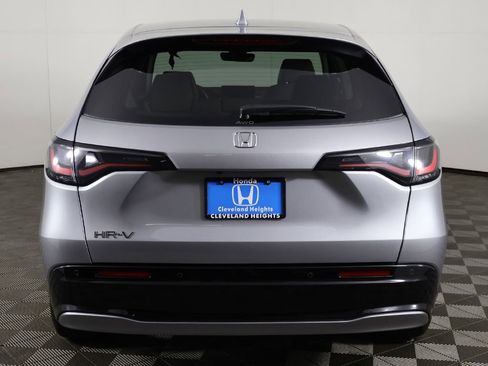 Used 2025 Honda HR-V EX-L image 12
