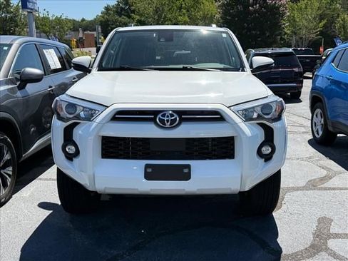 Used 2024 Toyota 4Runner SR5 Premium AWD/4WD image 6