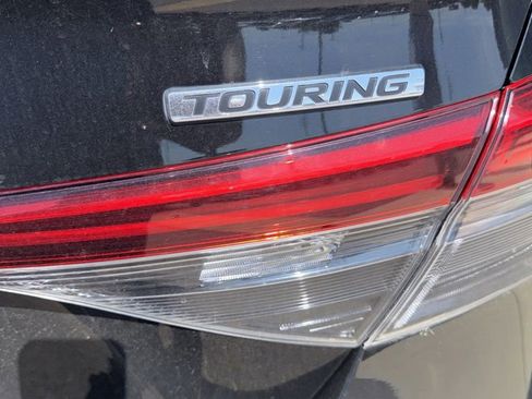 Used 2024 Honda Civic Touring image 8