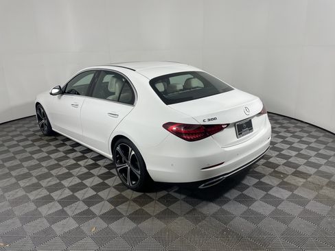 Used 2024 Mercedes-Benz C 300 Sedan image 3