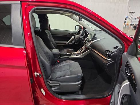 Used 2025 Mitsubishi Eclipse Cross SE AWD/4WD image 30