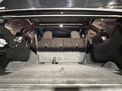 Used 2022 Jeep Wrangler Unlimited Sport image 30