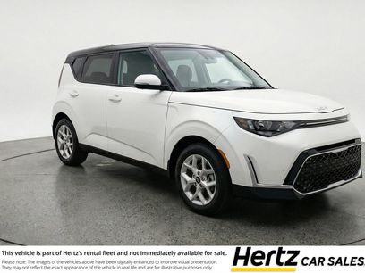 Used 2025 Kia Soul LX w/ LX Technology Package
