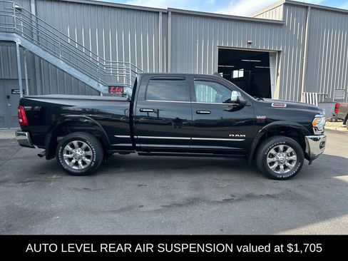 Used 2022 RAM 2500 Limited AWD/4WD image 2