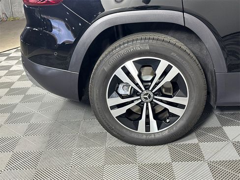 Certified 2025 Mercedes-Benz GLB 250 image 19