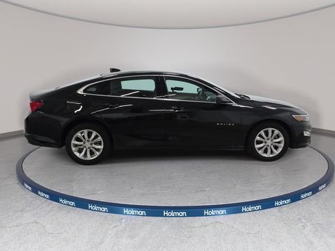 Used 2025 Chevrolet Malibu LT FWD image 5