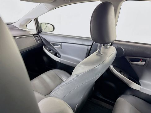 Used 2012 Toyota Prius Four image 18