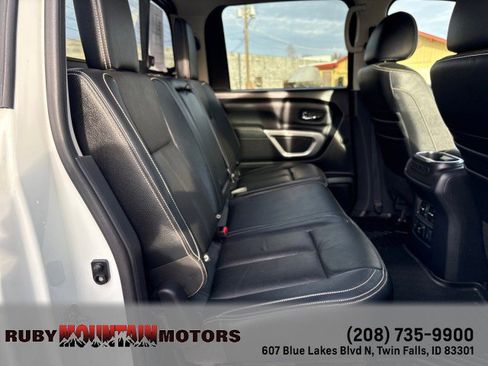 Used 2018 Nissan Titan PRO-4X w/ Pro-4x Convenience Package image 22