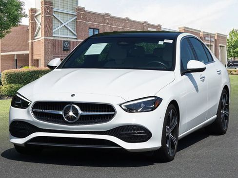 Used 2024 Mercedes-Benz C 300 Sedan image 4