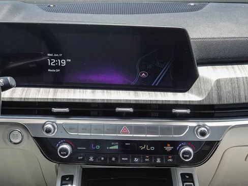 Used 2024 Kia Telluride EX FWD image 12
