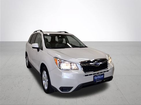 Used 2015 Subaru Forester 2.5i Premium w/ Popular Package #2 AWD/4WD image 4