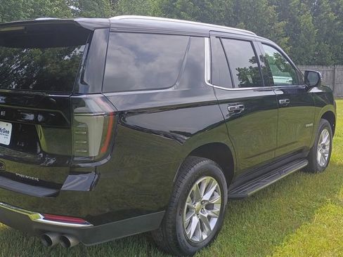 Used 2025 Chevrolet Tahoe Premier AWD/4WD image 7