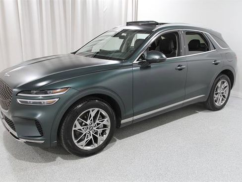 Certified 2024 Genesis GV70 2.5T w/ Select Package AWD/4WD image 3