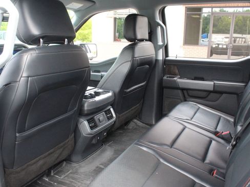 Used 2021 Ford F150 Lariat w/ Trailer Tow Package AWD/4WD image 28