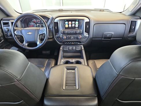 Used 2017 Chevrolet Silverado 1500 LTZ Z71 w/ LTZ Plus Package AWD/4WD image 19