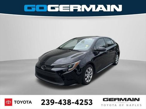 Used 2023 Toyota Corolla LE FWD image 1
