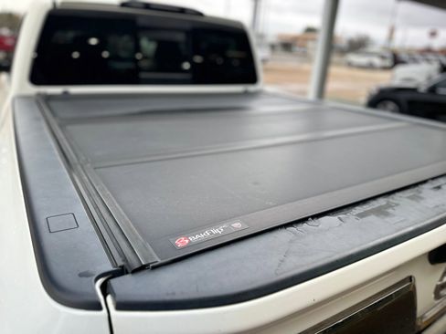 Used 2018 Nissan Titan Platinum Reserve w/ Platinum Utility Package image 18