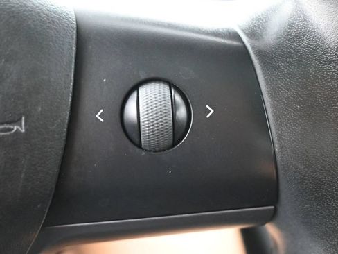 Used 2018 Tesla Model 3 Long Range RWD image 18