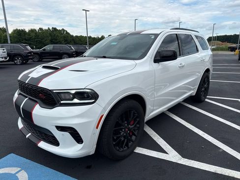 Used 2023 Dodge Durango R/T w/ Blacktop Package AWD/4WD image 4