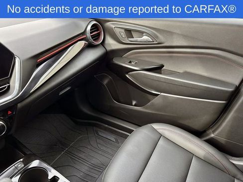 Used 2024 Chevrolet Trax RS w/ Driver Confidence Package image 32