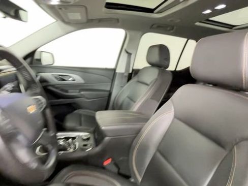 Used 2021 Chevrolet Traverse LT w/ LT Premium Package AWD/4WD image 20
