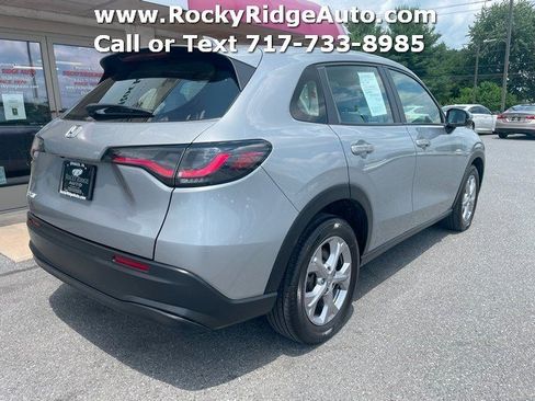 Used 2023 Honda HR-V LX image 7