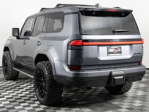 Used 2025 Lexus GX 550 image 5