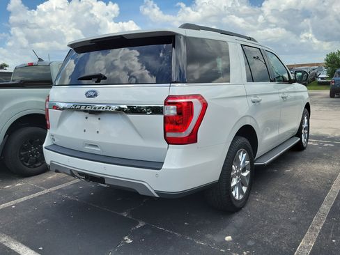 Used 2021 Ford Expedition XLT RWD image 5