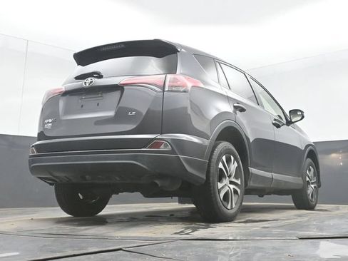 Used 2018 Toyota RAV4 LE w/ All Weather Liner Package FWD image 34