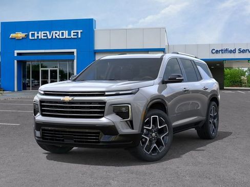 New 2026 Chevrolet Traverse High Country w/ LPO, Floor Liner Package FWD image 6
