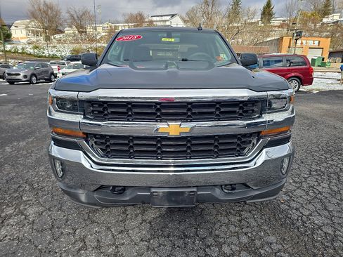Used 2018 Chevrolet Silverado 1500 LT w/ All Star Edition image 10