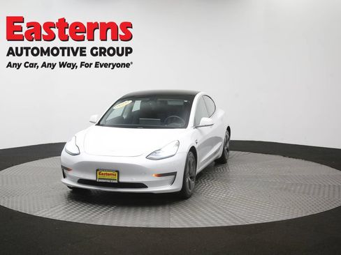 Used 2019 Tesla Model 3 Standard Range RWD image 48